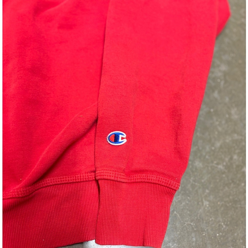 Champion Mens Red Script Logo Crewneck Sweatshirt Size Small Authentic Athletic - Picture 2 of 5